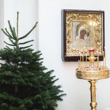 Ночные Литургии и Соборования Рождественским постом