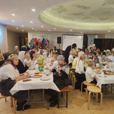 Детская Литургия и чаепитие