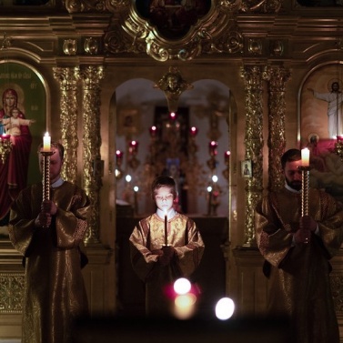 Ночные Литургии Петровским постом